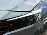 Used 2022 Hyundai Elantra Limited image 3