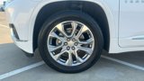 Used 2019 Chevrolet Traverse Premier w/ Driver Confidence II Package image 6