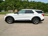 Used 2021 Ford Explorer XLT w/ Equipment Group 202A image 2