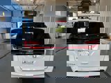 New 2025 Chrysler Pacifica Select image 5