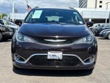Used 2017 Chrysler Pacifica Touring-L image 4