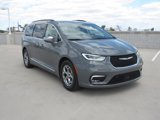 Used 2022 Chrysler Pacifica Limited image 2