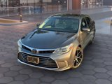 Used 2016 Toyota Avalon Limited w/ Toyota Safety Sense Package image 2