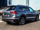 Used 2020 Volkswagen Tiguan SE w/ Panoramic Sunroof Package image 6