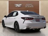 Used 2022 Toyota Camry SE image 3