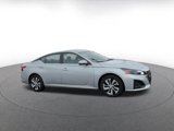 Used 2023 Nissan Altima 2.5 S image 2