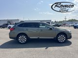 Used 2017 Subaru Outback 2.5i Touring image 4