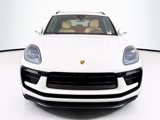 Certified 2024 Porsche Macan image 6