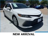 Used 2022 Toyota Camry LE image 2
