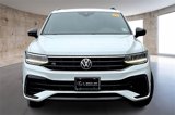 Used 2022 Volkswagen Tiguan SE R-Line image 2