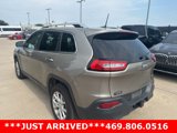 Used 2017 Jeep Cherokee Latitude w/ Trailer Tow Group image 3