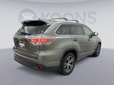 Used 2016 Toyota Highlander XLE image 5