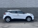Used 2022 Nissan Kicks S image 3