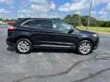 Used 2024 Ford Edge Titanium image 2