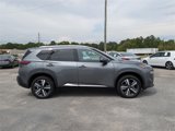 Used 2023 Nissan Rogue SL w/ SL Premium Package image 2