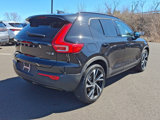 Certified 2022 Volvo XC40 T5 R-Design w/ Advanced Package image 6