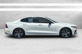 Certified 2022 Volvo S60 T8 R-Design Expression image 3