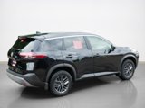 Used 2023 Nissan Rogue S image 3