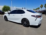 Used 2024 Toyota Camry SE image 3