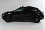 Used 2018 Porsche Macan image 3