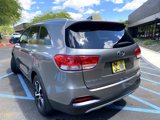 Used 2017 Kia Sorento EX image 3