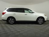 Used 2018 Nissan Pathfinder SL image 2