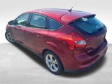 Used 2014 Ford Focus SE w/ SE Winter Package image 2