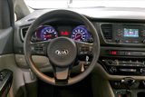 Used 2016 Kia Sedona L image 5