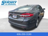 Used 2017 Ford Fusion SE w/ Fusion SE Technology Package image 4
