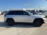 Used 2022 Jeep Grand Cherokee Altitude image 5