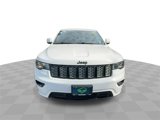 Used 2019 Jeep Grand Cherokee Altitude image 3