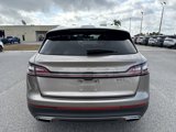 Used 2019 Lincoln Nautilus Select image 4