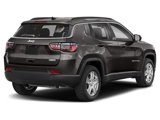 Used 2022 Jeep Compass Latitude image 2