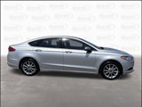 Used 2017 Ford Fusion SE image 2