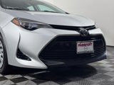 Used 2017 Toyota Corolla LE image 3