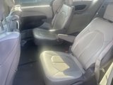 Used 2017 Chrysler Pacifica Touring-L Plus image 4