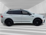 Used 2020 Volkswagen Tiguan SE R-Line image 3
