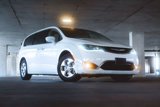 Used 2019 Chrysler Pacifica Touring Plus image 2