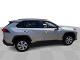 Used 2021 Toyota RAV4 LE image 2
