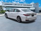 Used 2022 Lexus ES 300h Ultra Luxury image 6