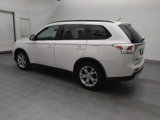 Used 2015 Mitsubishi Outlander SE image 3