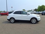 Used 2018 Chevrolet Equinox Premier image 2