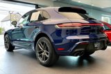 Certified 2024 Porsche Macan Turbo image 3