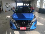 Used 2022 Nissan Kicks SV image 3
