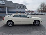 Used 2009 Chrysler 300 Touring image 2