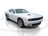 Used 2021 Dodge Challenger SXT image 2