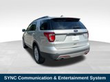 Used 2017 Ford Explorer XLT image 3