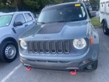 Used 2016 Jeep Renegade Trailhawk image 2