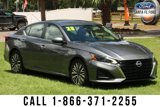 Used 2023 Nissan Altima 2.5 SV image 2