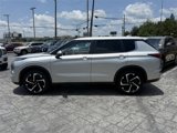 Used 2024 Mitsubishi Outlander SE image 5